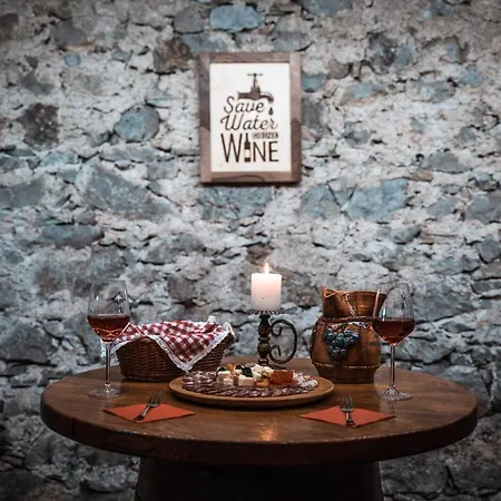 Prázdninový dům Vineyard Skatlar 3