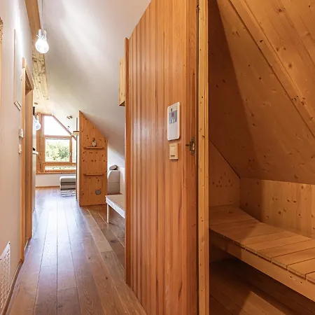 Vineyard Skatlar 3 * Otočec