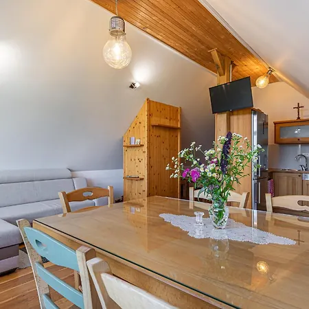 Vineyard Skatlar 3 * Otočec