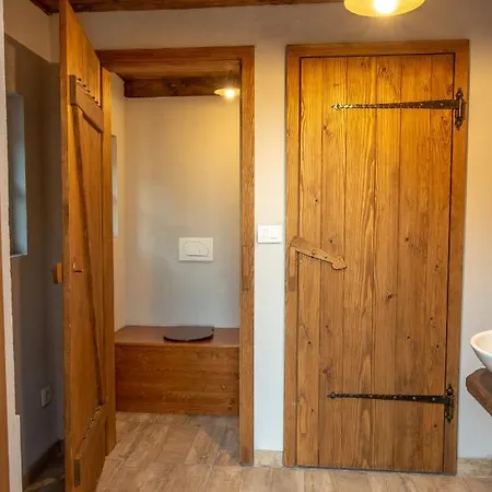 Prázdninový dům Vineyard Skatlar 3 *