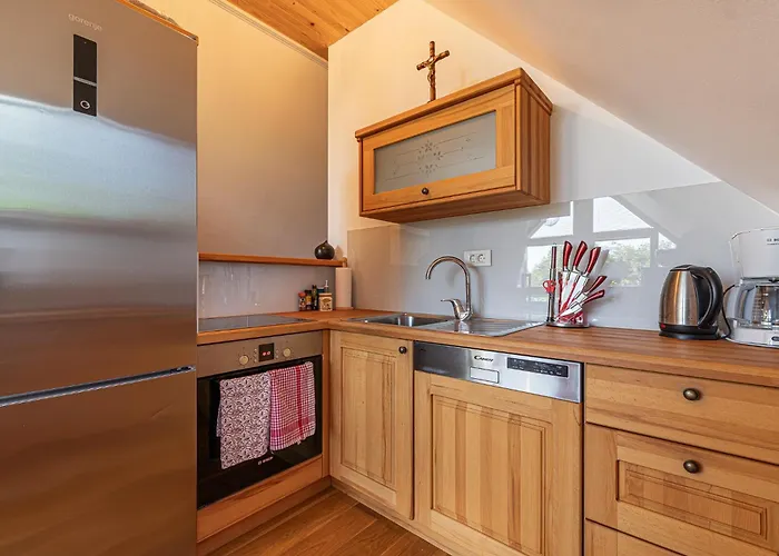 Vineyard Skatlar 3 *