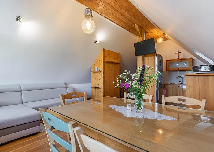 Vineyard Skatlar 3 * Otočec